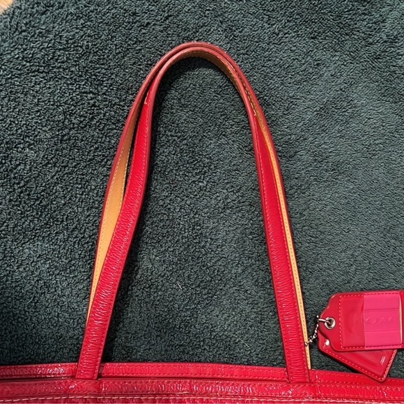 Coach ❤️ Soft Leather Red coach bag patient leather - Picture 12 of 12